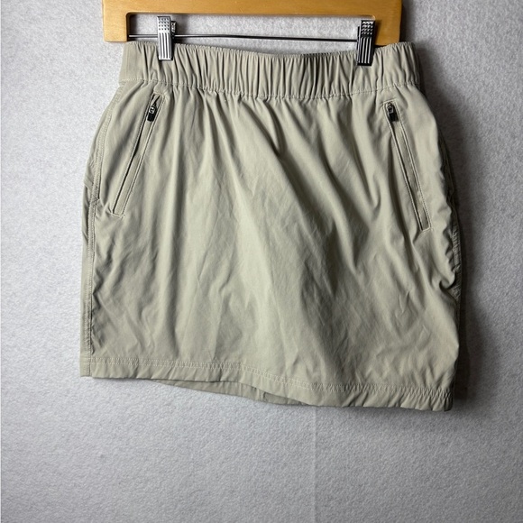 Eddie Bauer Size 8 Skort - Picture 1 of 2